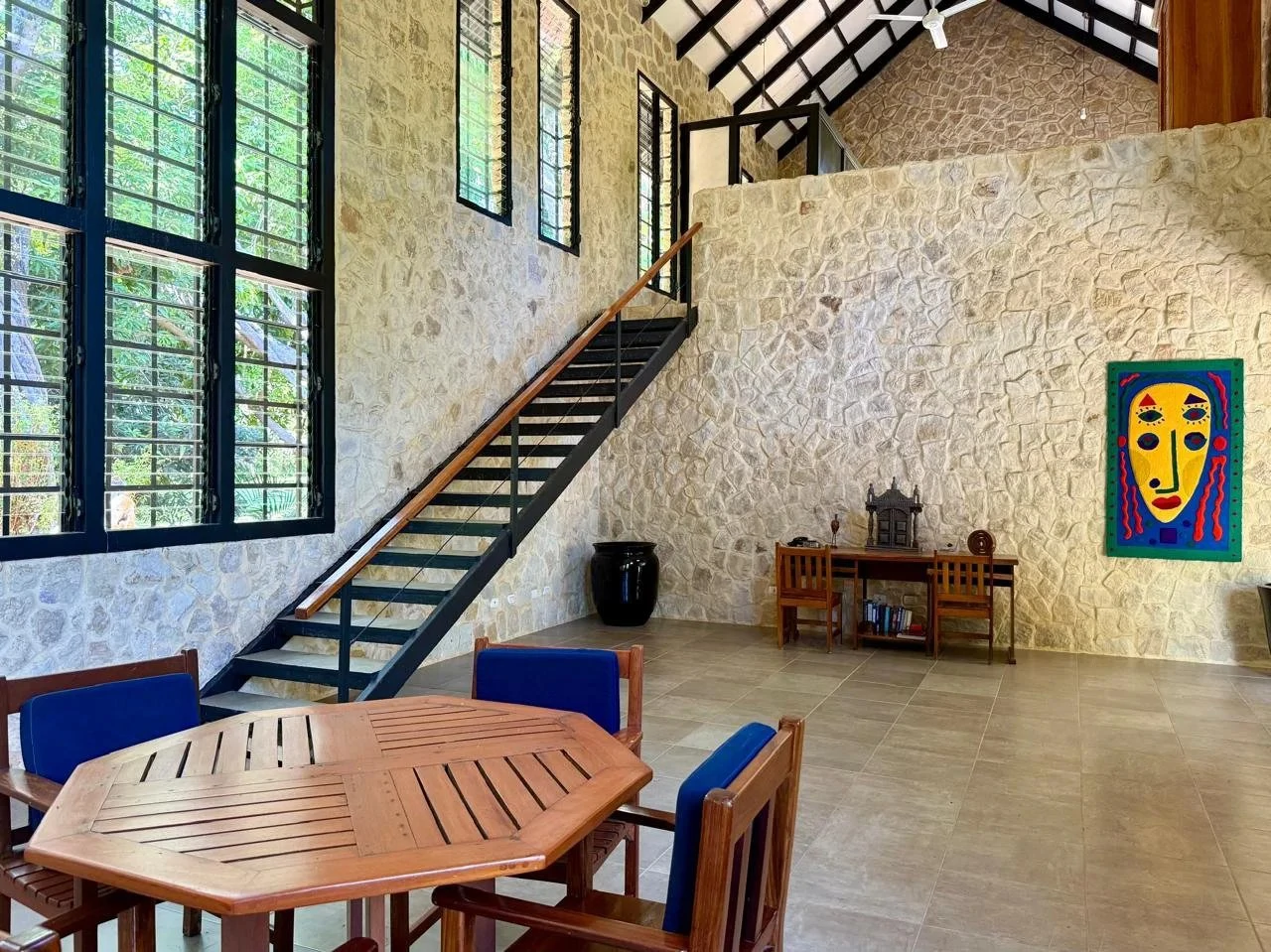 STONE CASTLE: $622,000 USD Your very own "Private Stone Castle" in Costa Rica's Blue Zone. - Gallery image 10