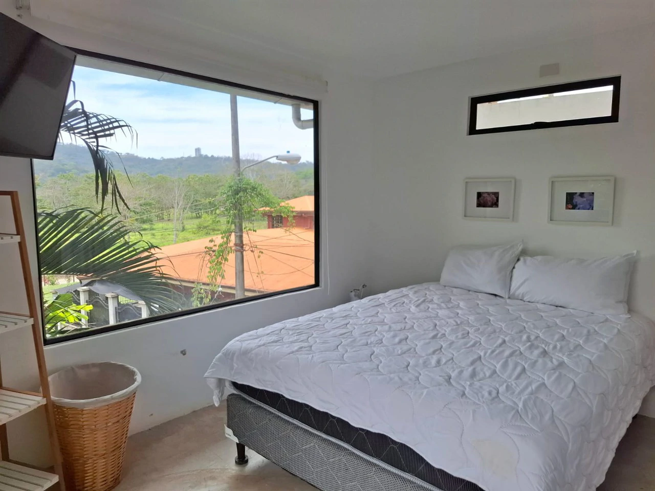 Your Herradura Opportunity! Open-Concept Fixer-Upper - Gallery image 12
