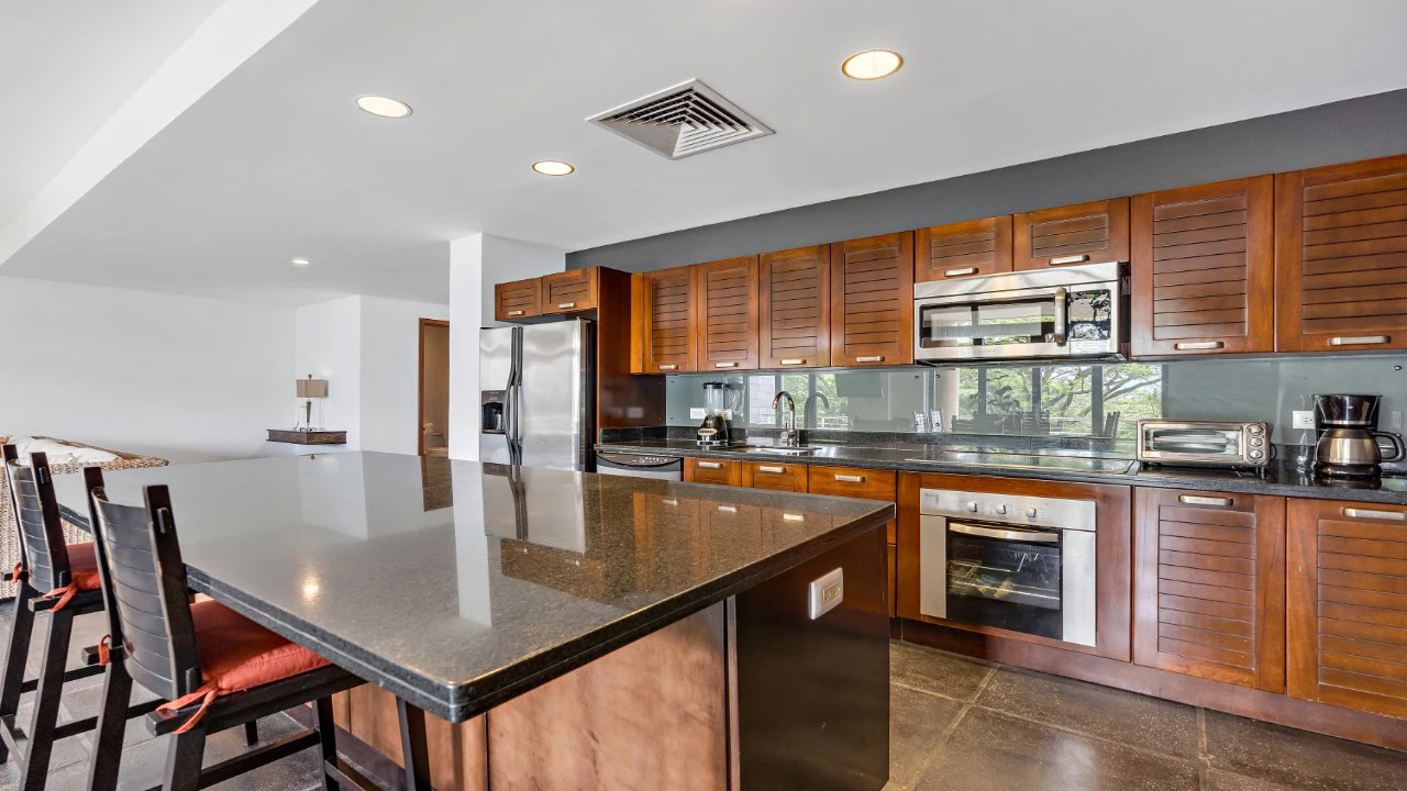 Rainforest 23B: Live in the number one luxury development with private beach in the national reserve of Manuel Antonio - Gallery image 5