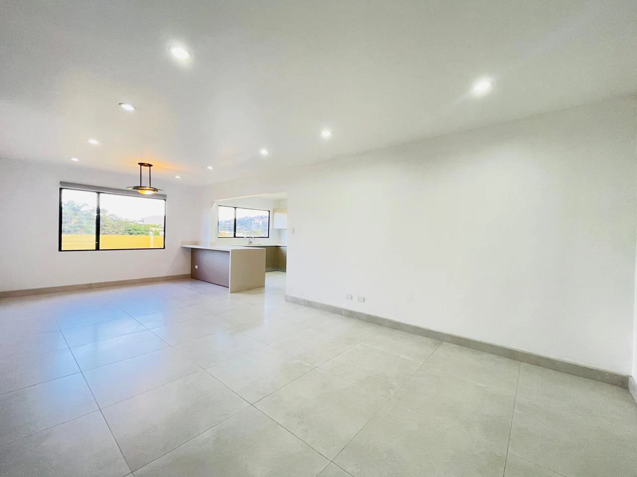 3 Bedroom apartament for sale with appliances in Trejos Montealegre Escazu Costa Rica - Gallery image 3