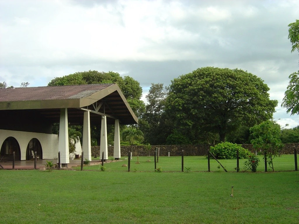 Strategic Commercial Property on the Inter-American Highway – Liberia - Gallery image 7