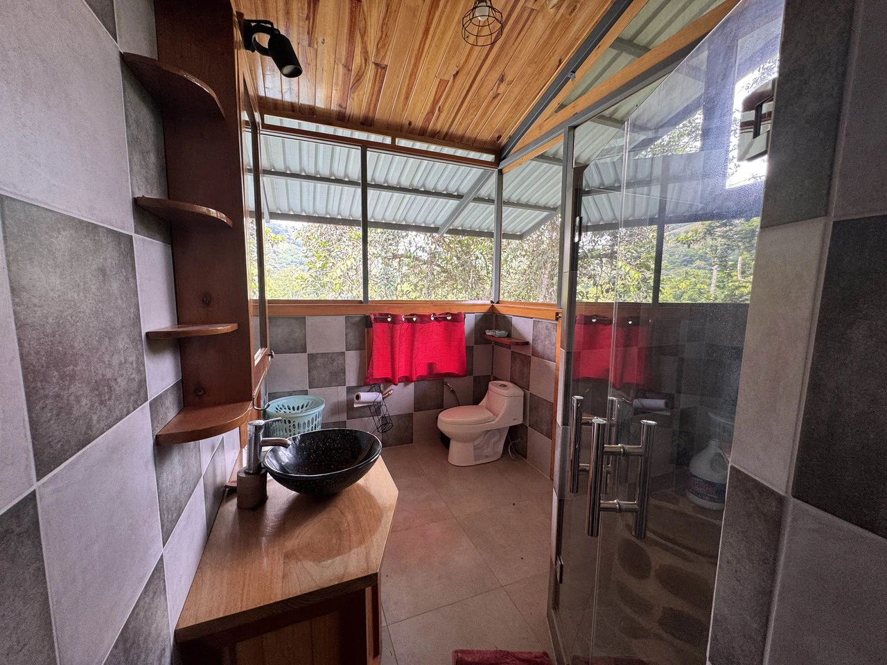 50 Acre Waterfall and River Paradise Above Dominical - Gallery image 21