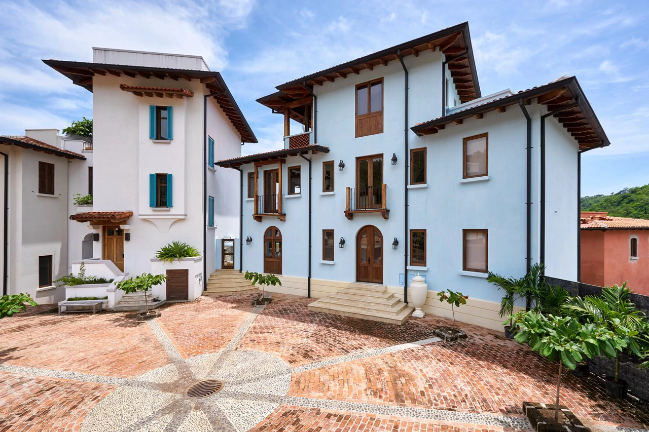 7 Calle La Ronda: Elegant 3-Story Ocean View Hillside Home in Las Catalinas - Gallery image 42