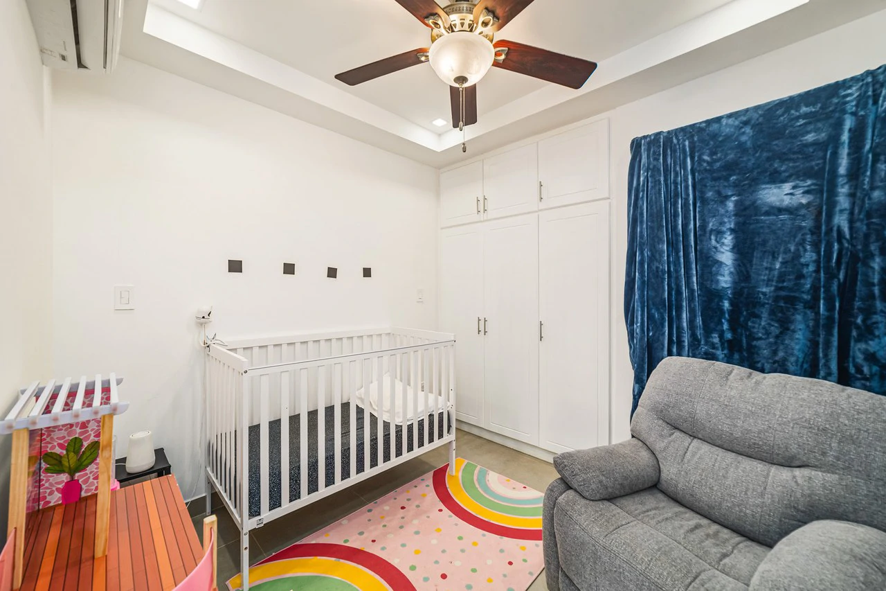 Jacarandas #11: Elegant Townhouse Minutes from the Beach - Gallery image 22
