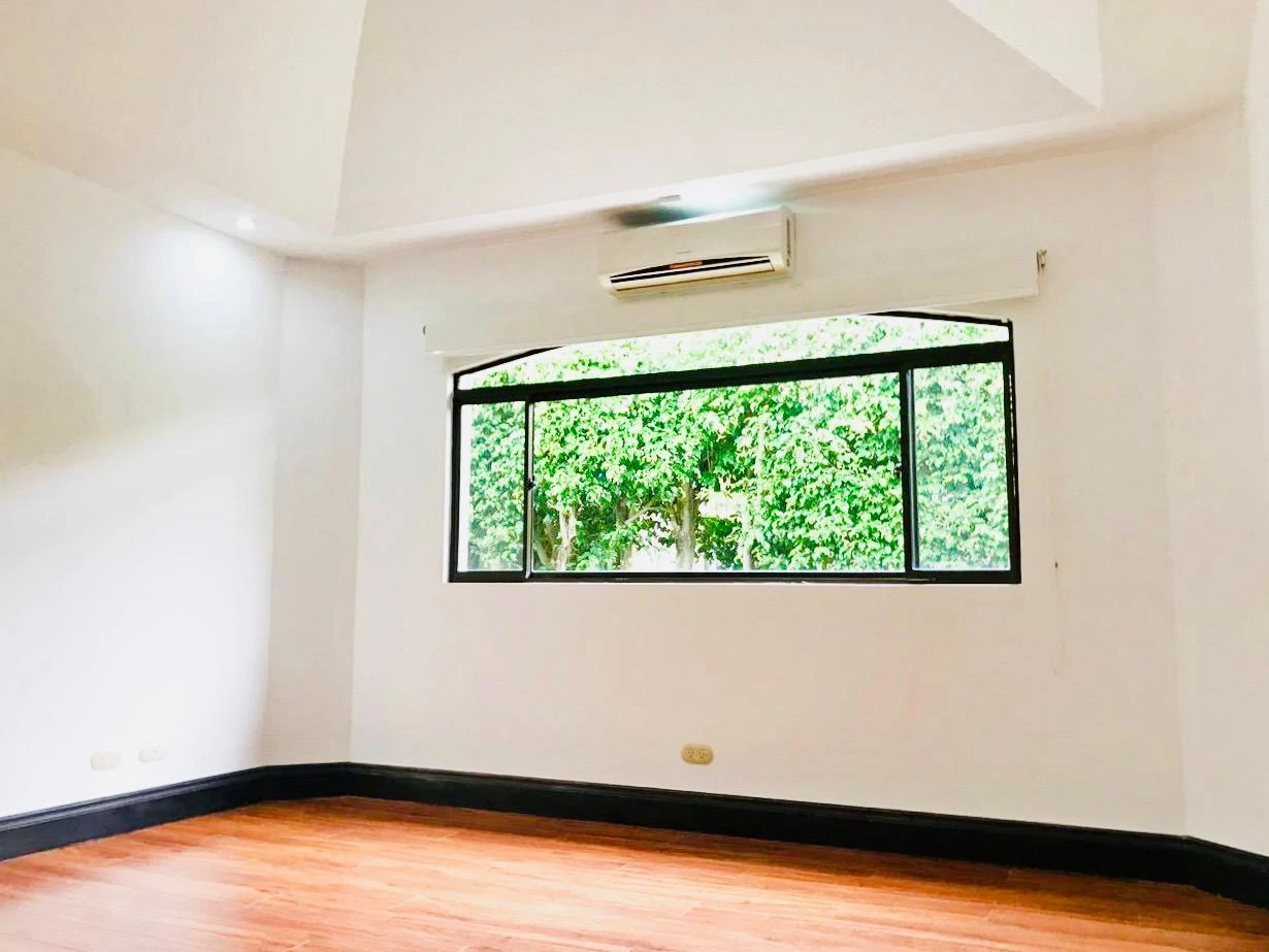 House for sale with pool in Gated community Bosques de Lindora Santa Ana Costa Rica - Gallery image 9