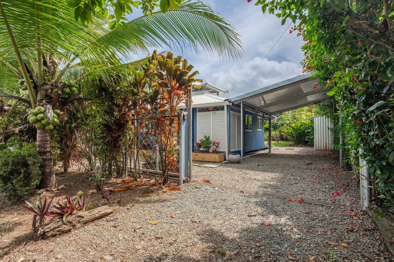 Uvita Beach Bungalow Walking Distance to the National Park - Gallery image 29