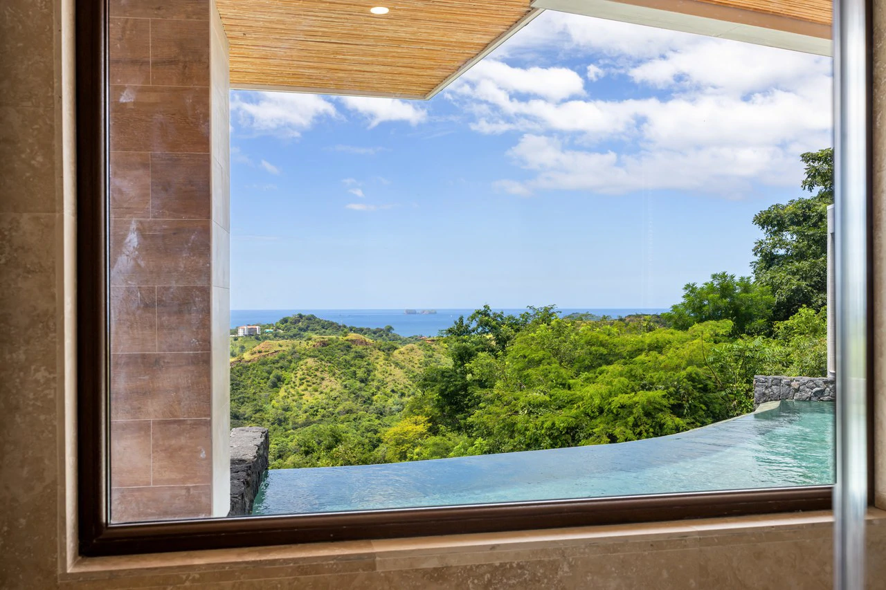 Casa Manta Ray: Indulge in Luxury with Stunning Flamingo Beach Views! - Gallery image 33