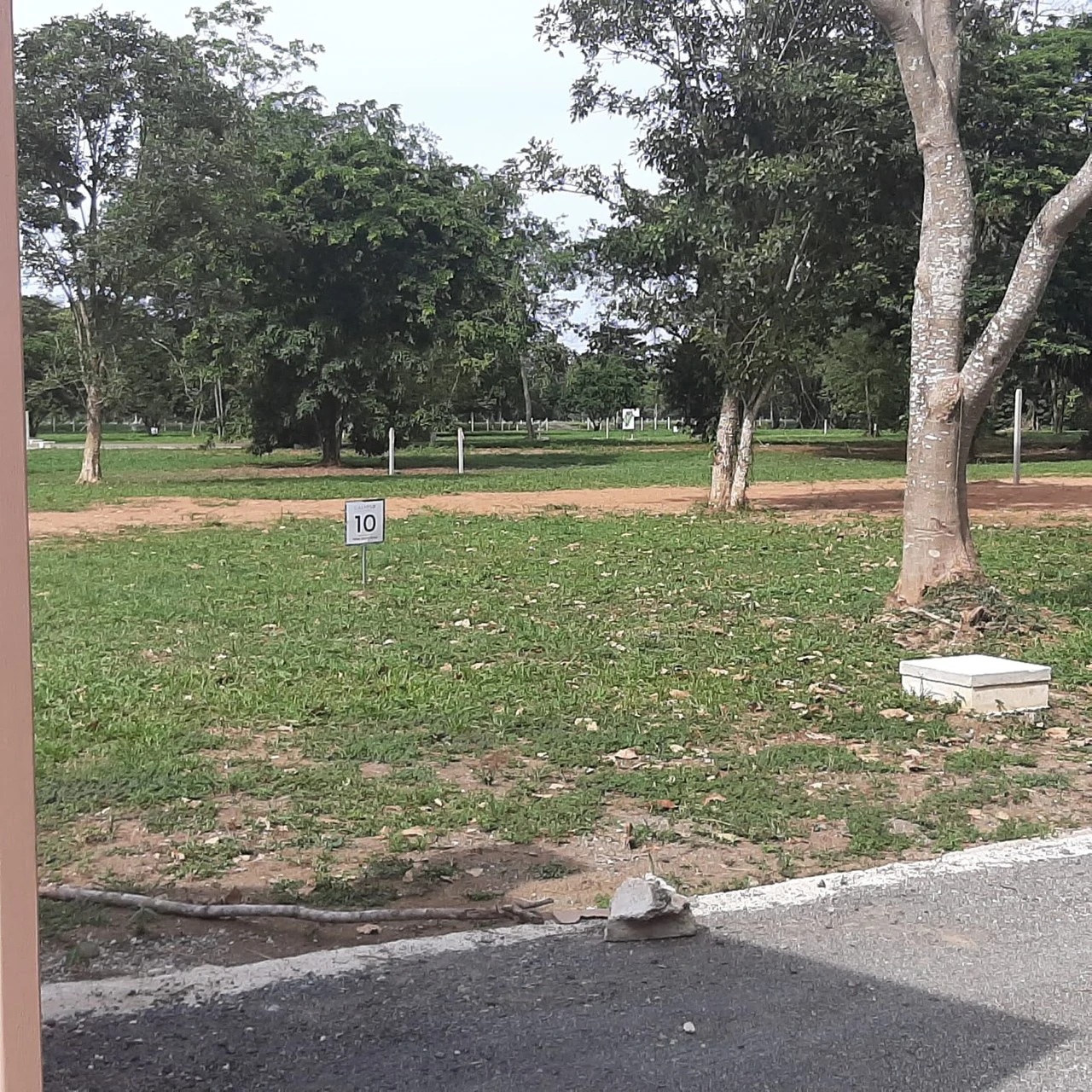 2000sqm lots close to the coast available now - Gallery image 2