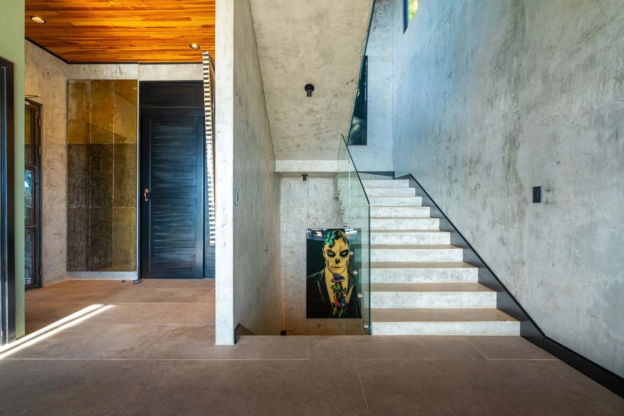Casa Moon Diablo: Iconic Ocean View Luxury Estate with Infinity Pool, Rooftop Patio, Gym & Sauna in Manuel Antonio - Gallery image 94