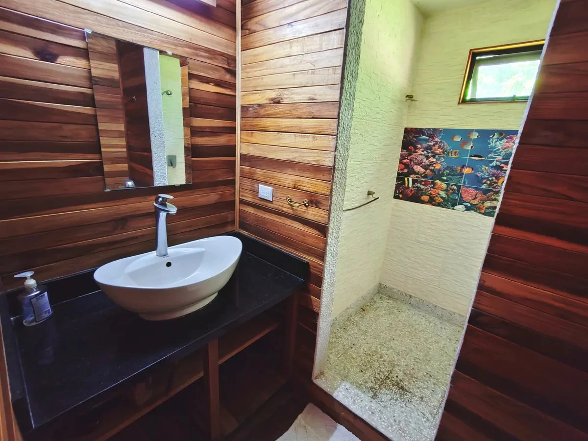 ID 50: 3 Bd/1 Ba - Ocean View Home Near Cahuita with Expansion Potential - Gallery image 13