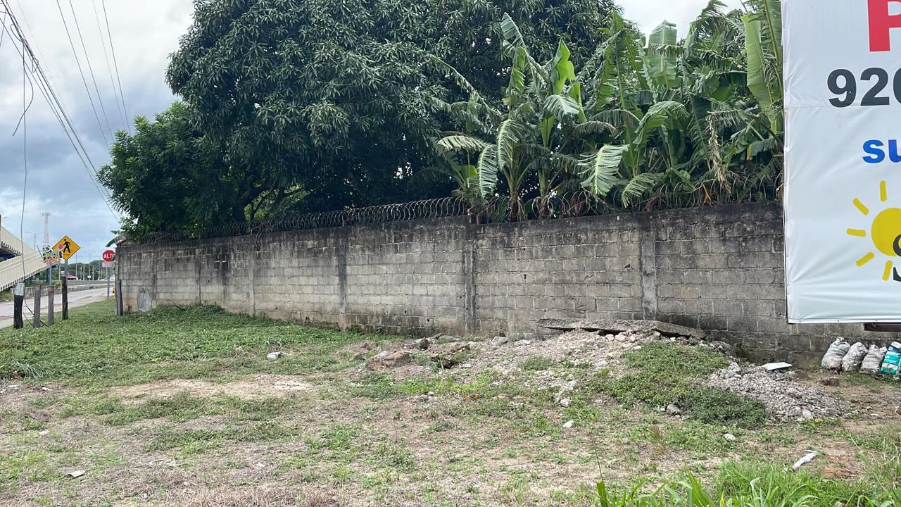 Commercial property for sale in Liberia center in front of the Mall on the main Inter american highway # 1 - Gallery image 7
