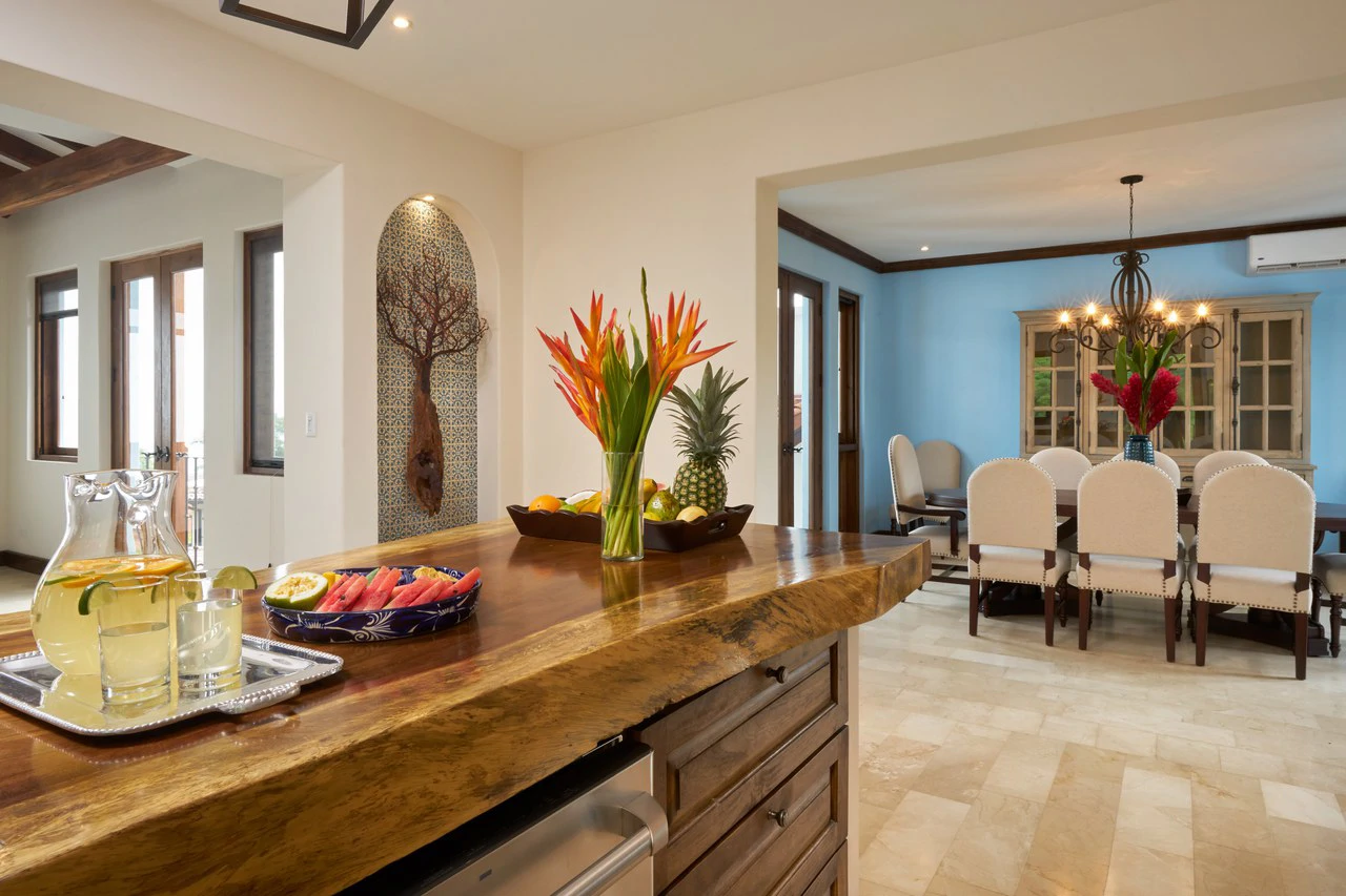 7 Calle La Ronda: Elegant 3-Story Ocean View Hillside Home in Las Catalinas - Gallery image 8