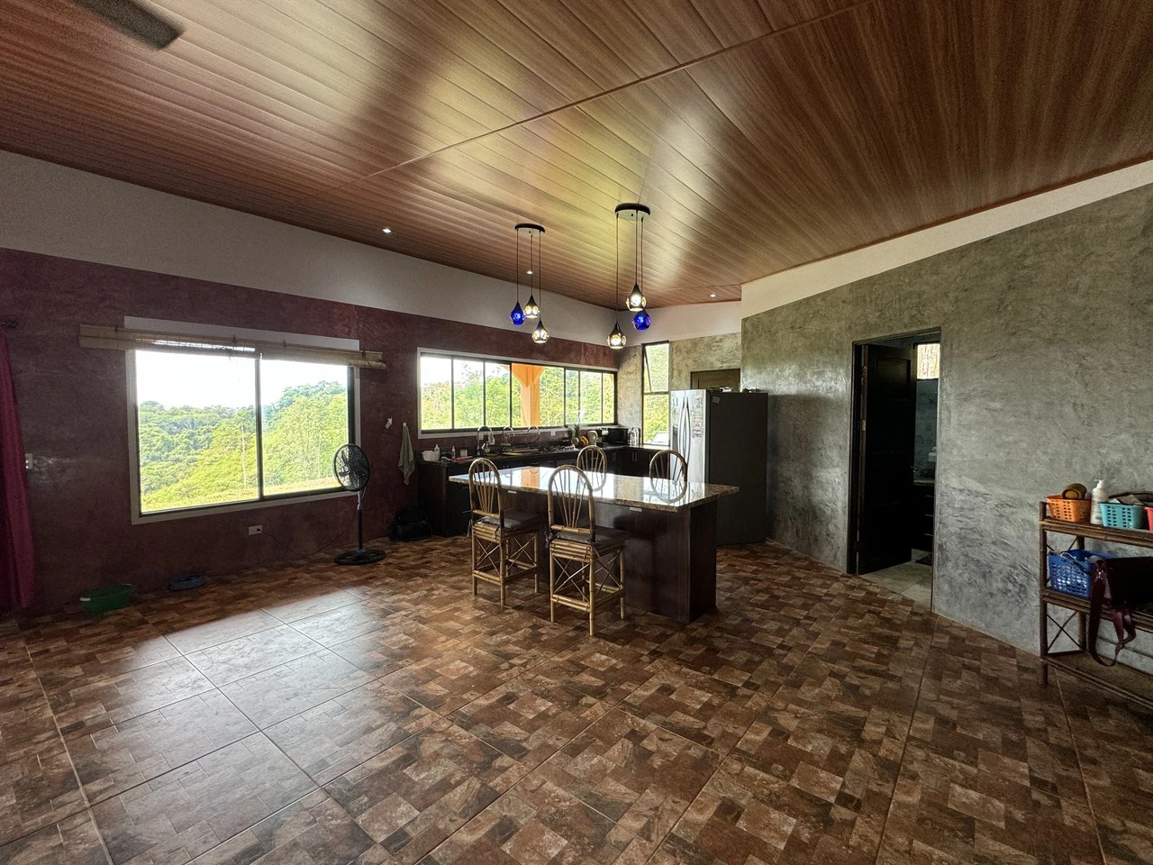 2.6 ACRES – 3 Bedroom Home With Beautiful Views, Several More Building Sites, Perfect For Small Farm!!! - Gallery image 8