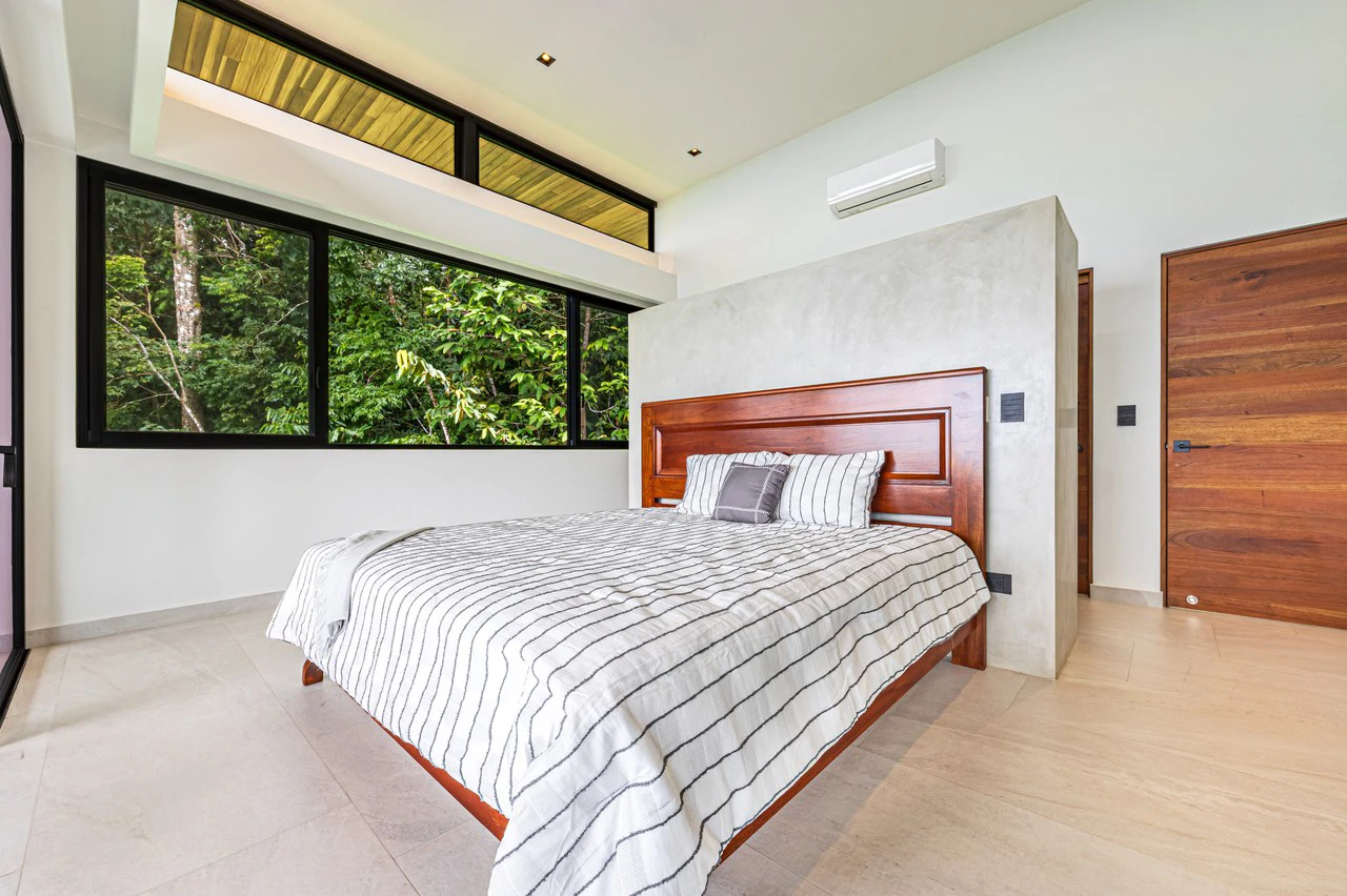 Casa Koules: Architectural 5-Bedroom Oceanview Estate in Prestigious Costa Verde Estates - Gallery image 53