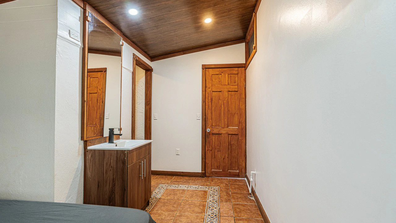 Completely Renovated 5 Bedroom Home in the Heart of San Isidro - Gallery image 52
