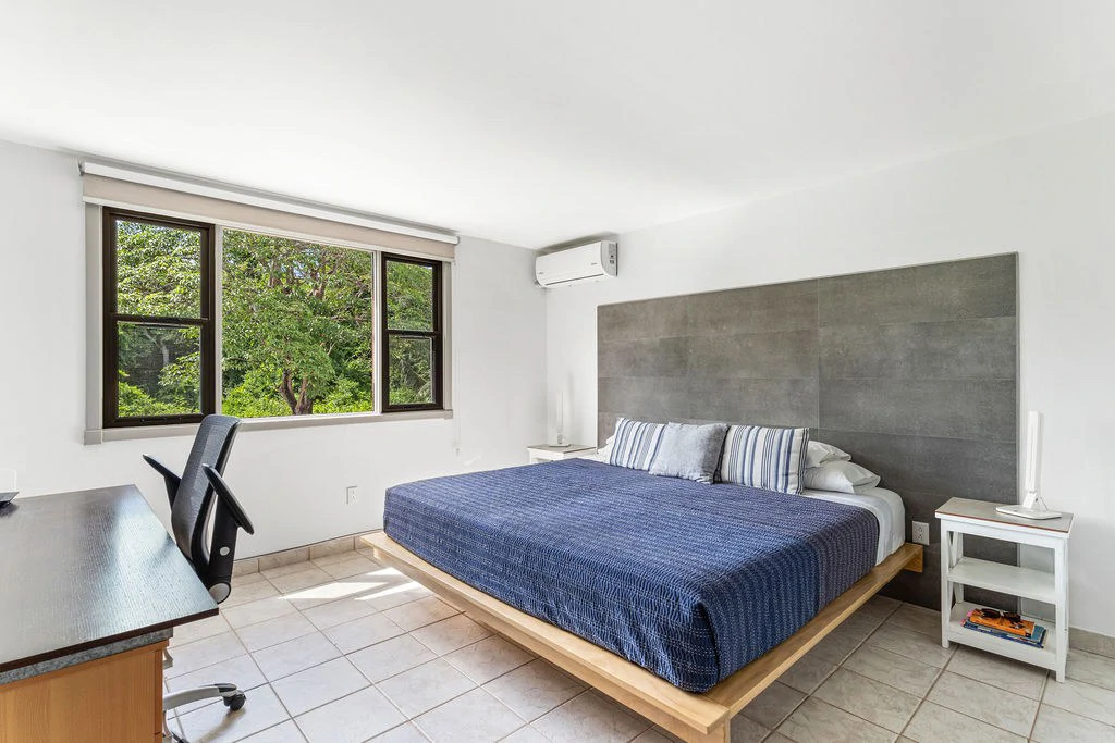 Pacific Beach #10: Fully Renovated One-Bedroom with Panoramic Ocean & Marina Views - Gallery image 9