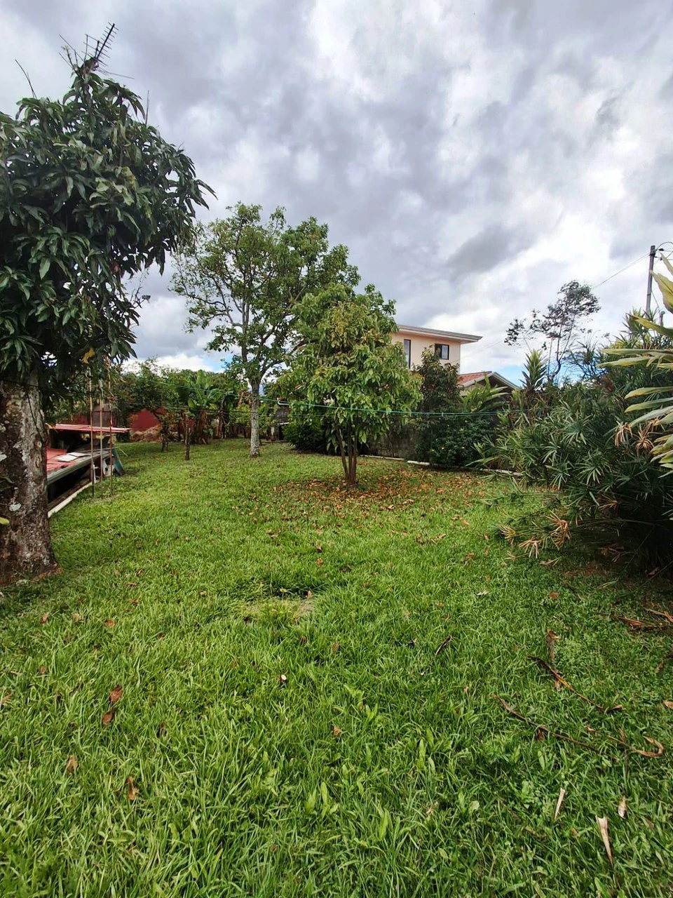 Casa Convenience: Grecia Garden Home on Large Lot + Rental Apartment! - Gallery image 3