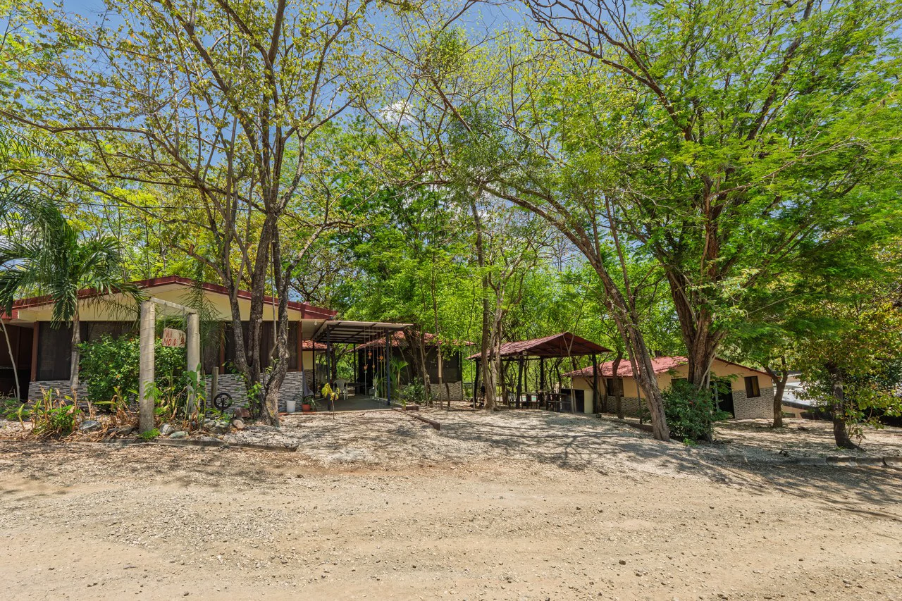 Villa Los Monos: High-Income 9-Unit Rental Property Near Playa Grande - Gallery image 86