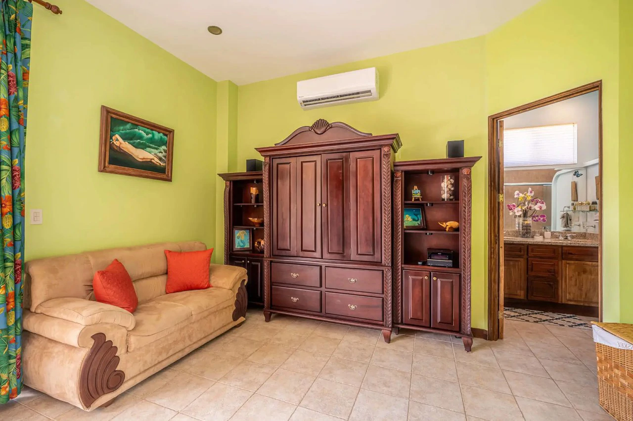 Peaceful and Secure 3BR Condo with Private Pool in Las Lomas - Gallery image 28