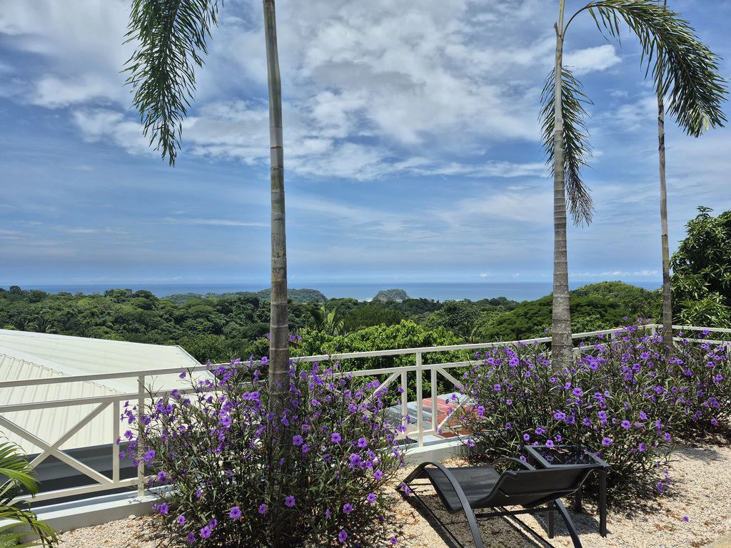 Villa Caribe & Lodge: Luxury Caribbean-Style Retreat with Stunning Ocean and Jungle Views, 3 High-End Lodges & Elegant Main Residence - Gallery image 8