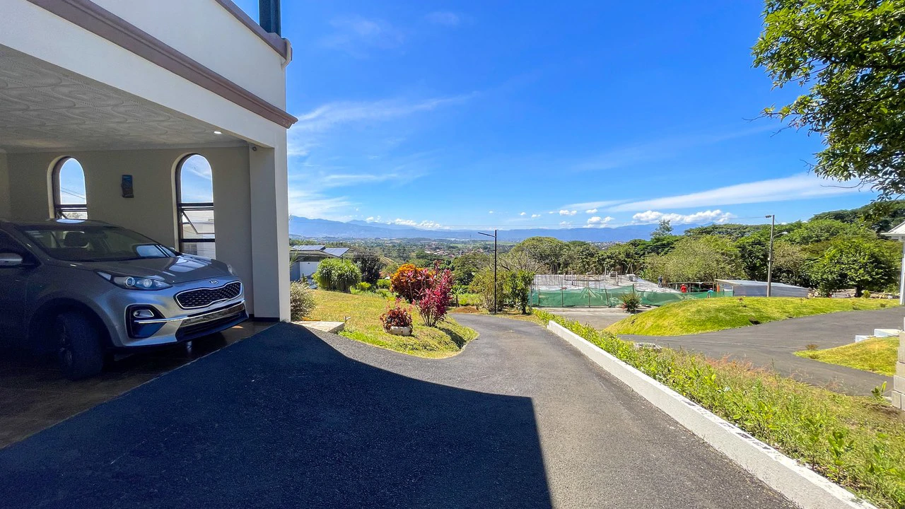 Spacious Home in Condominio El Roble – Cozy Spaces and Stunning Views - Gallery image 21