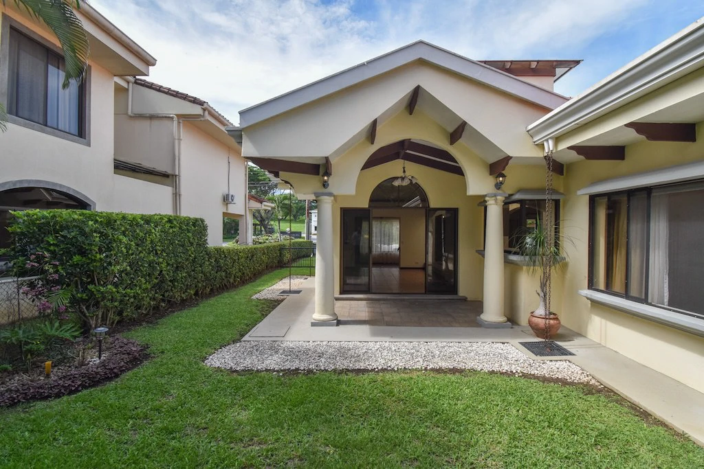 House For Sale in Pozos - Gallery image 12