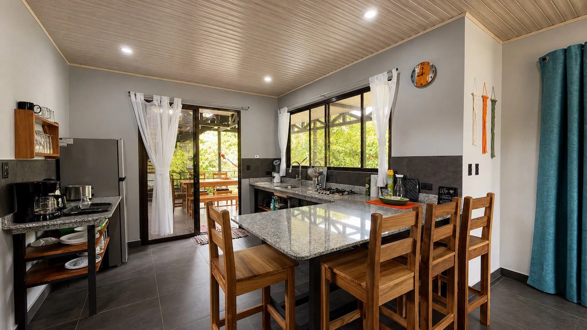 Turnkey Two-Home Property & Boutique B&B in Drake Bay, Osa Peninsula - Gallery image 9