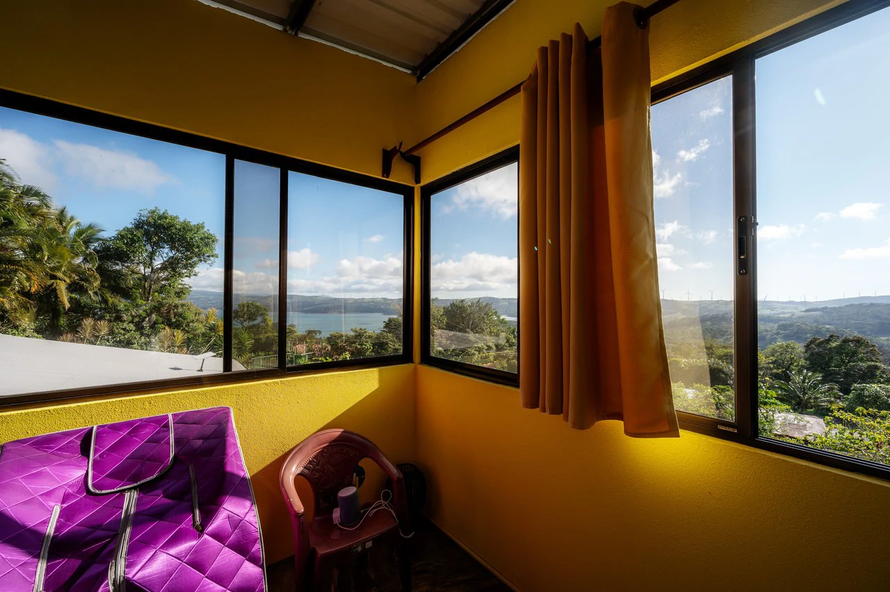 Harmony Haven: Lake Arenal View Home and Guest Casita - Gallery image 10