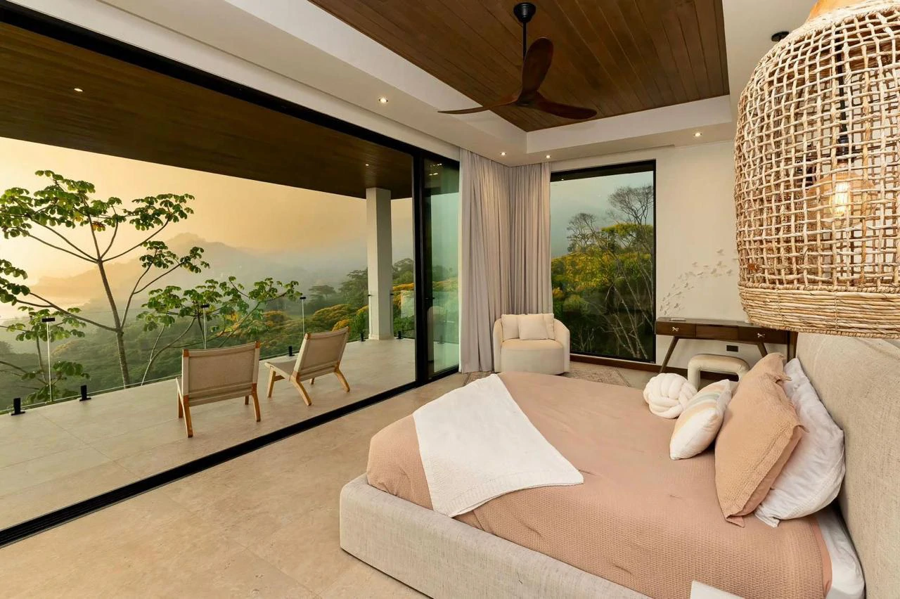 Luxurious 5 Bedroom Coastal Estate Dominical - Gallery image 22