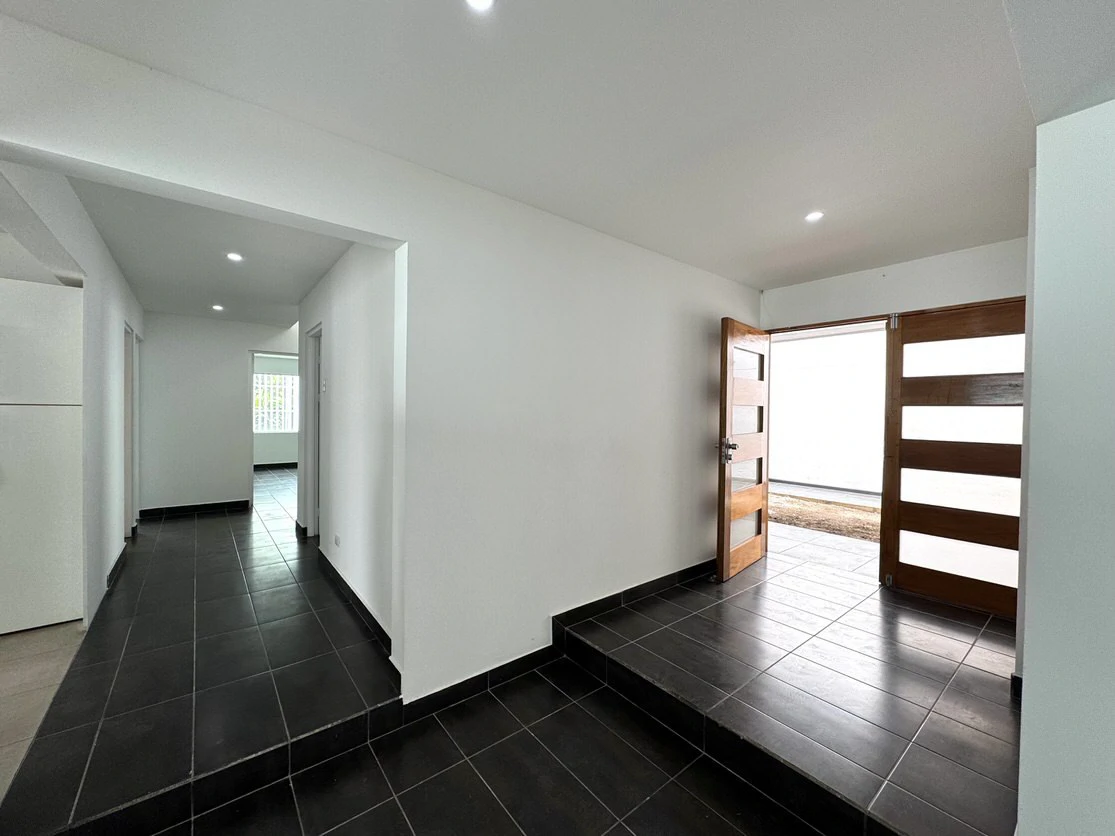House For Sale in Bello Horizonte - Gallery image 19