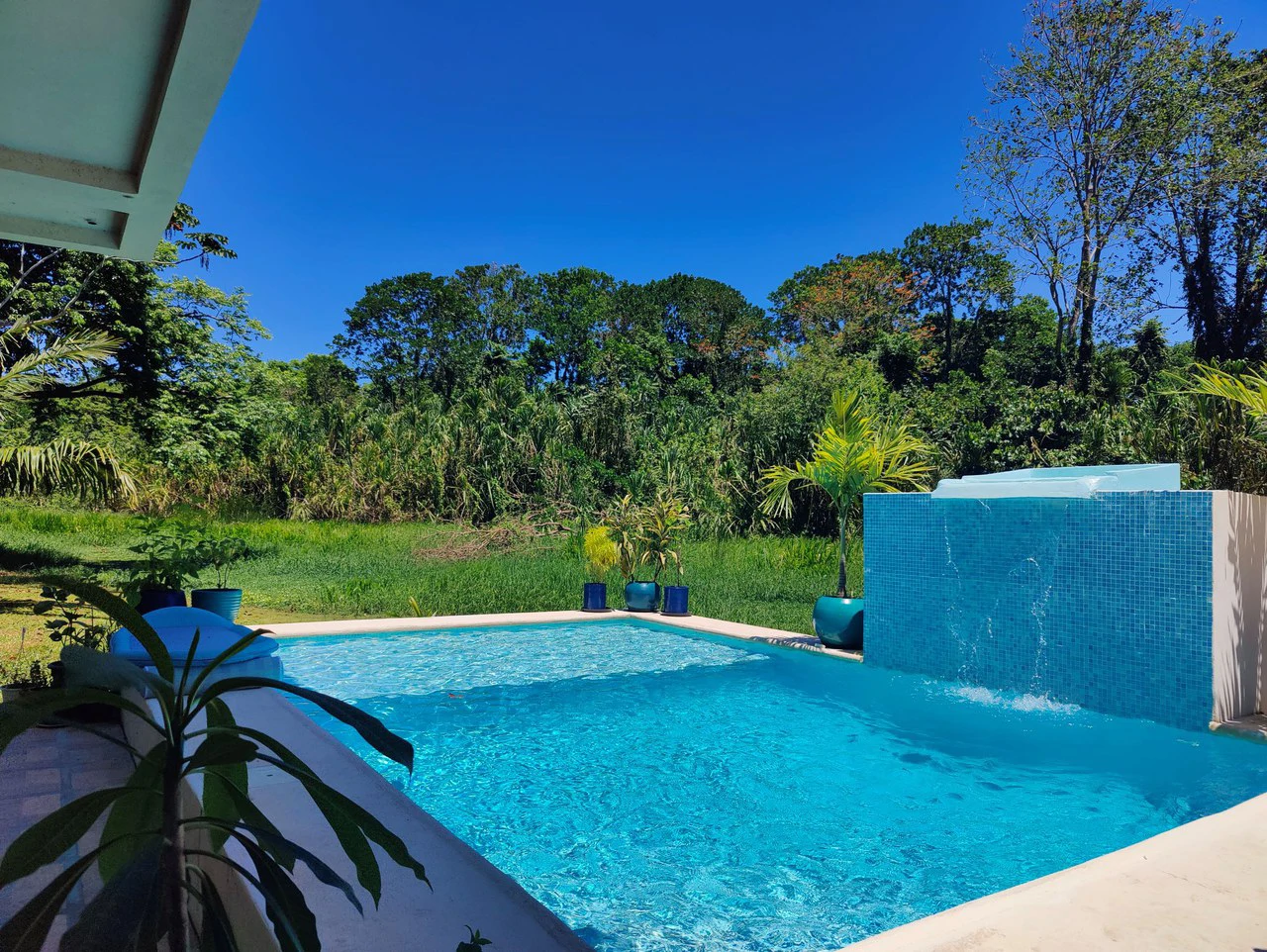 Penshurt Riverside Oasis: Stunning Riverside Property with 2-Bedroom Home and Additional Apartment - Gallery image 21