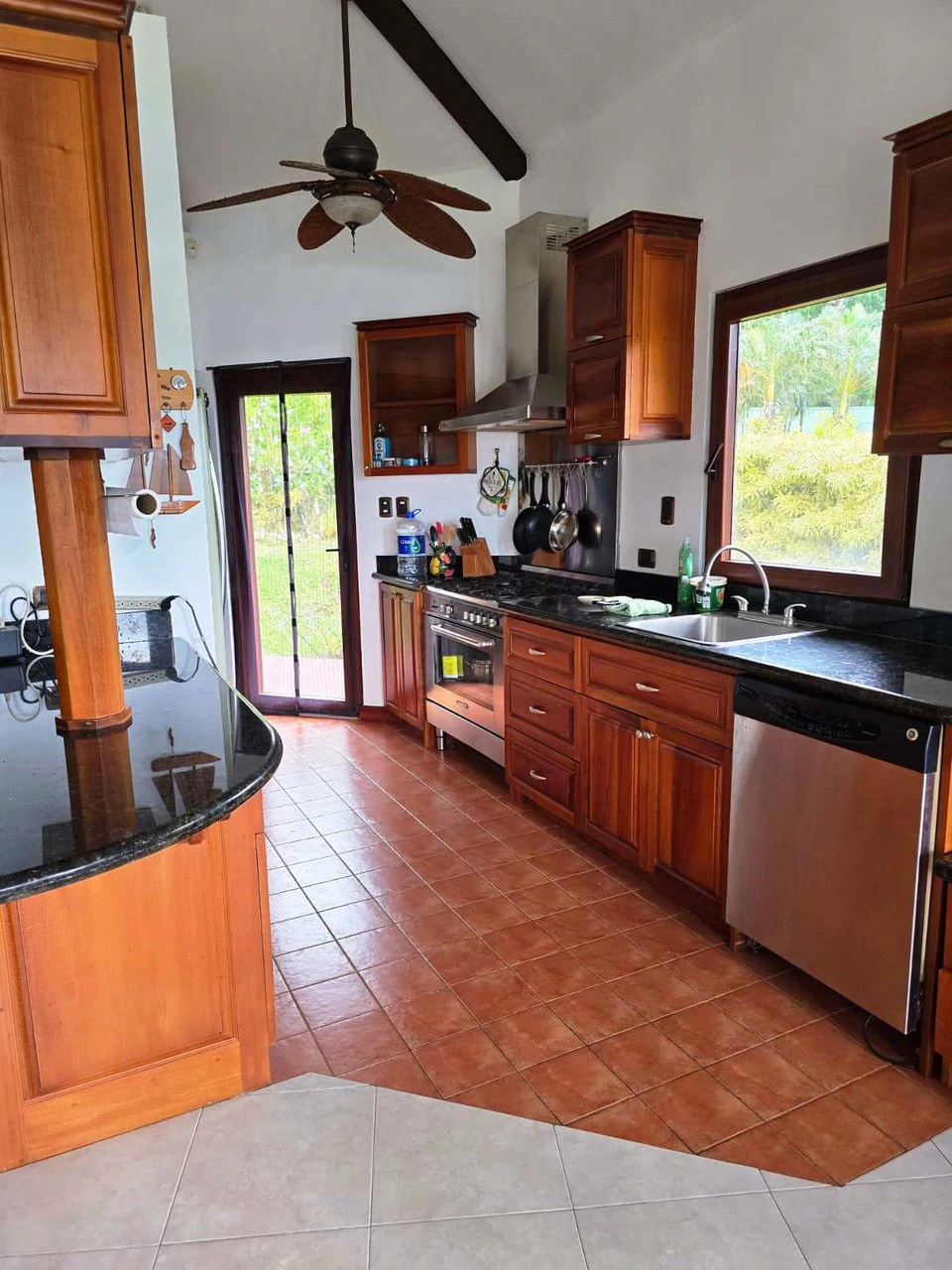 THE OCTAGON ESTATE - Seller Financing Available - Seller Motivated - Gallery image 5