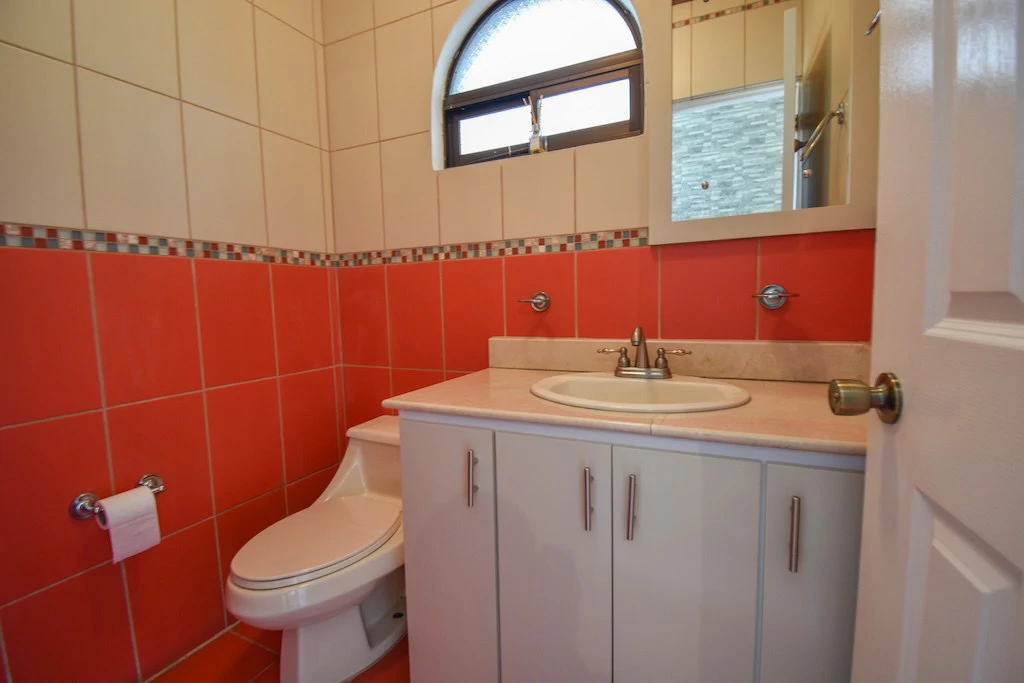 House For Sale in Pozos - Gallery image 3