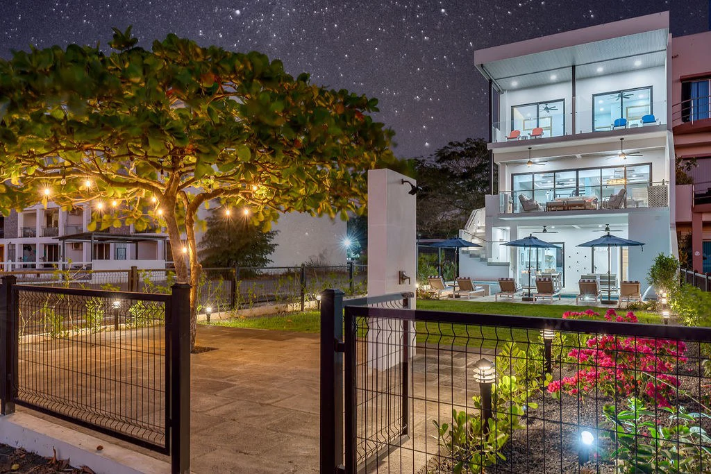 Villa Ballena: Sleek and Modern Beach House in Costa Rica - Gallery image 65