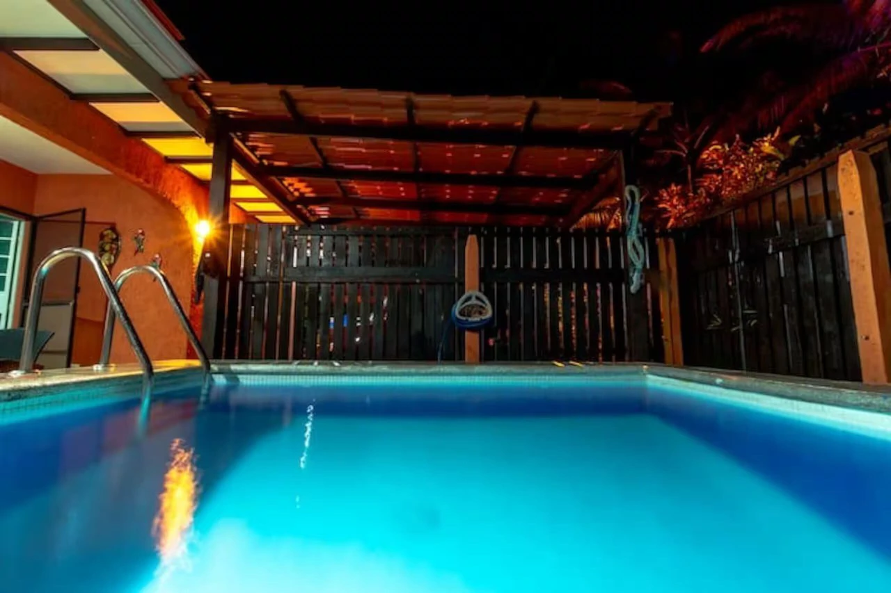 Beautiful Home with Private Pool: Boutique style community in Bejuco, walking distance to the beach! - photo 13