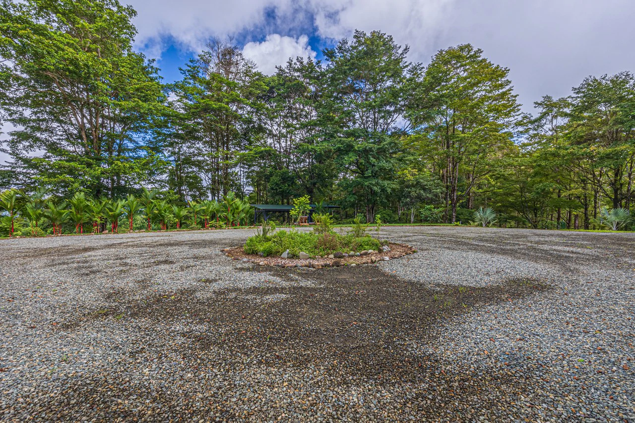 La Sombra Villas: Where Nature Meets Comfort in Tinamates! - Gallery image 47