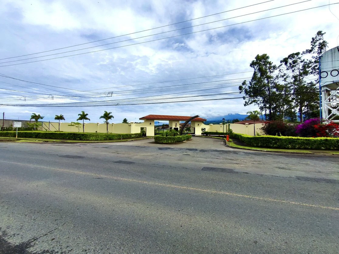 Venta de Lote Residencial en Santo Domingo de Heredia: Exclusive Residencial Durango - Gallery image 14