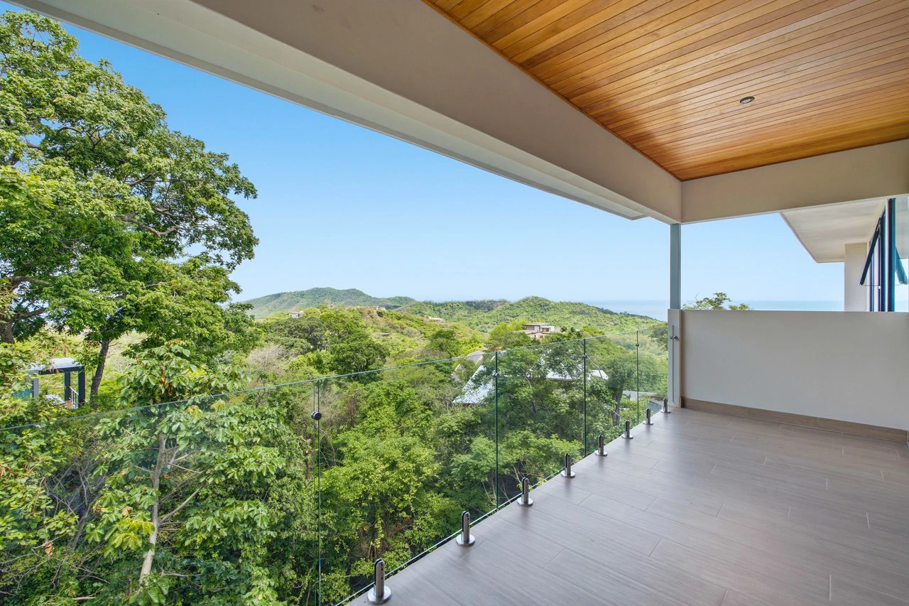 Casa Flores del Mar: Brand-New Contemporary Living with Pacific Ocean Views in Playa Grande - Gallery image 19