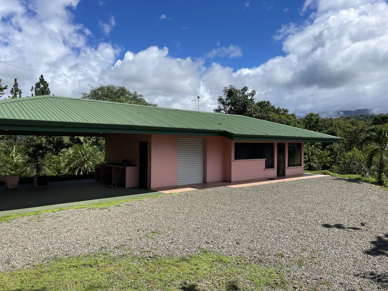 5.2 ACRES – 2 Bedroom Home With 60 Ft Infinity Lap Pool, 1 Bedroom Guest House, Fabulous Ocean View, Mature Fruit Trees!!! - Gallery image 28