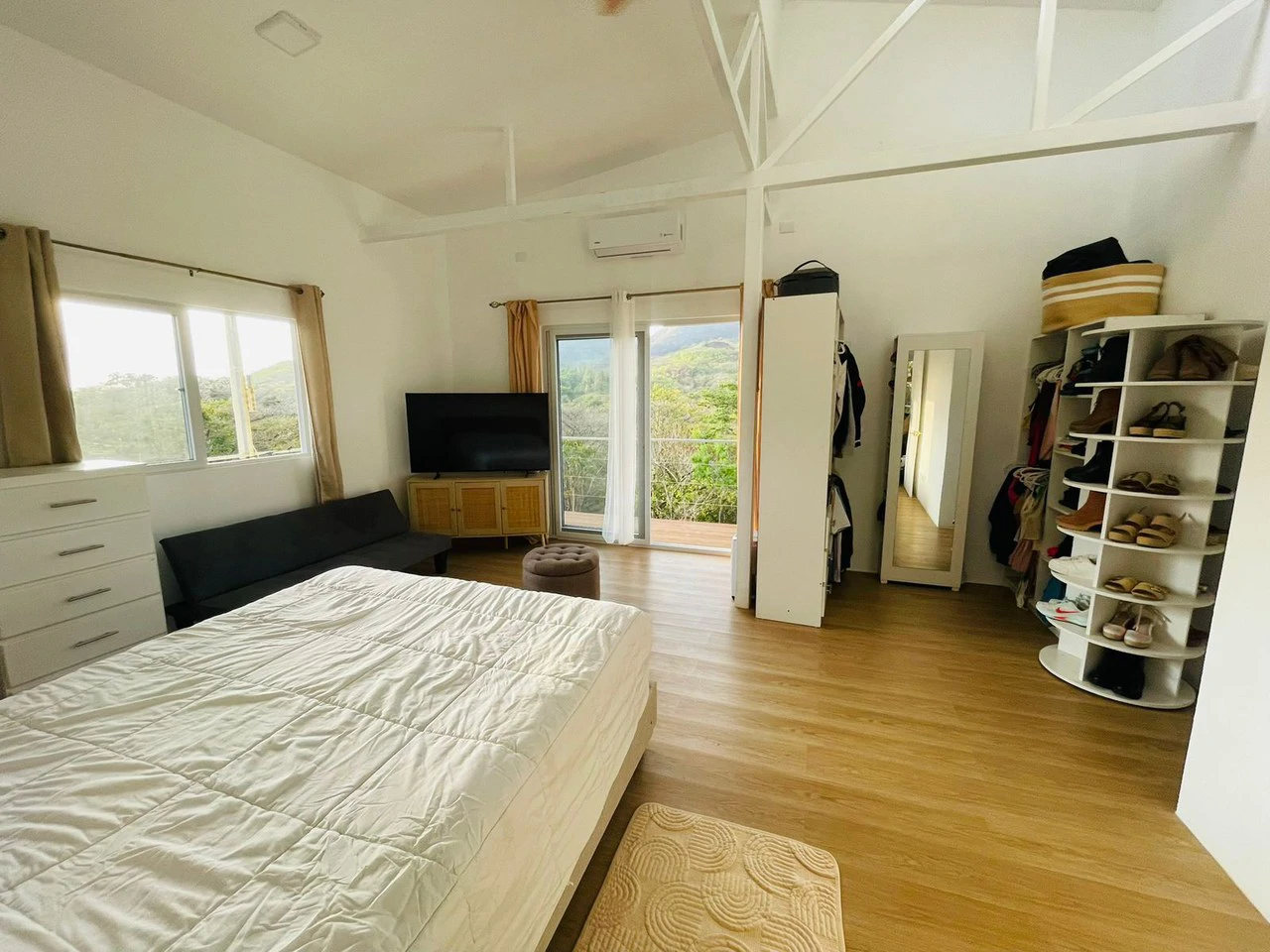 Private Hillside Wonder...: PEACEFUL HILLSIDE LIVING IN GATED QUINTA COMMUNITY - Gallery image 12