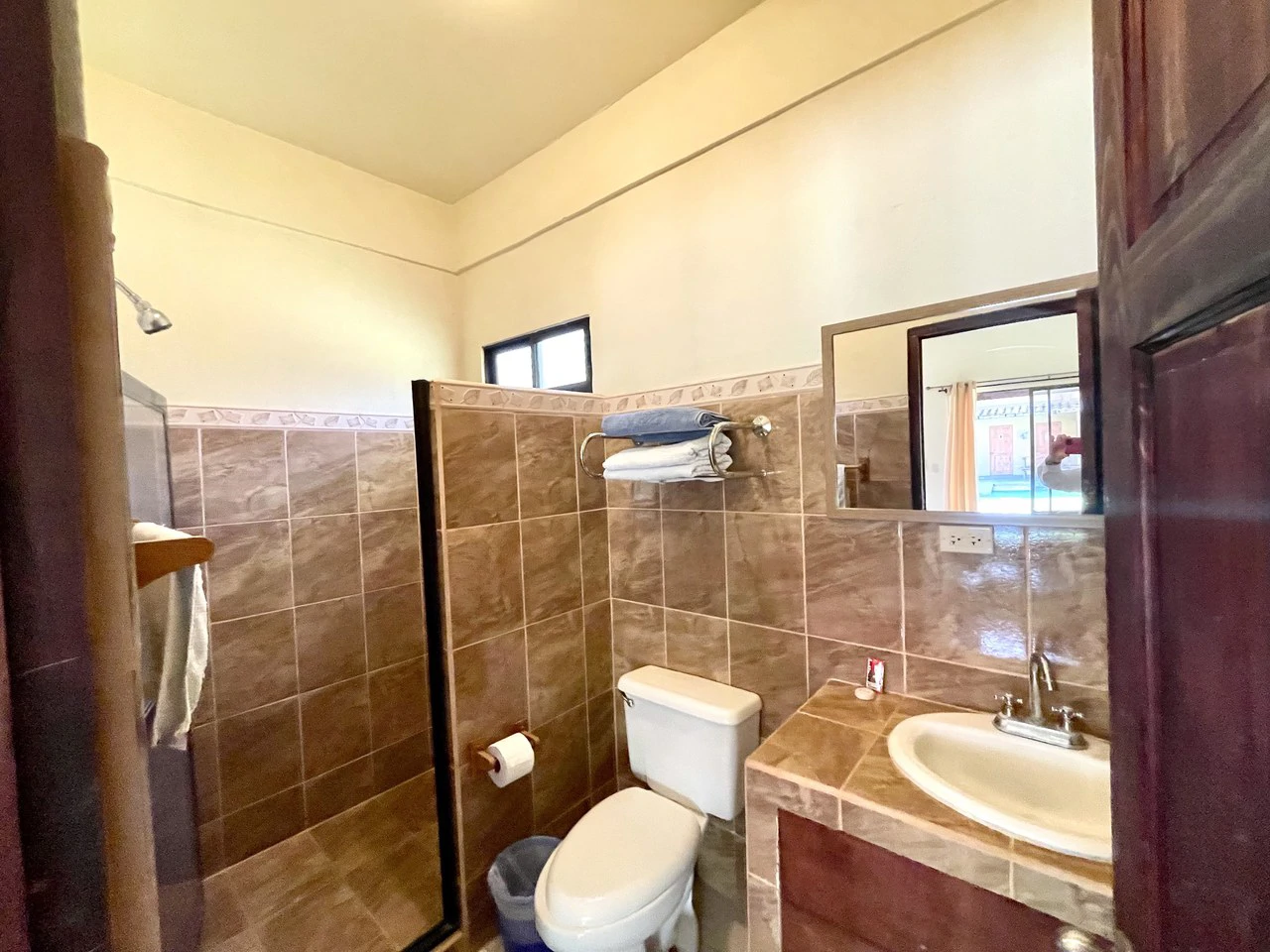 5 cabins and 2 bedrooms house with 2 pools - Multiplex for Sale in Tarcoles, Puntarenas Costa Rica - Gallery image 3