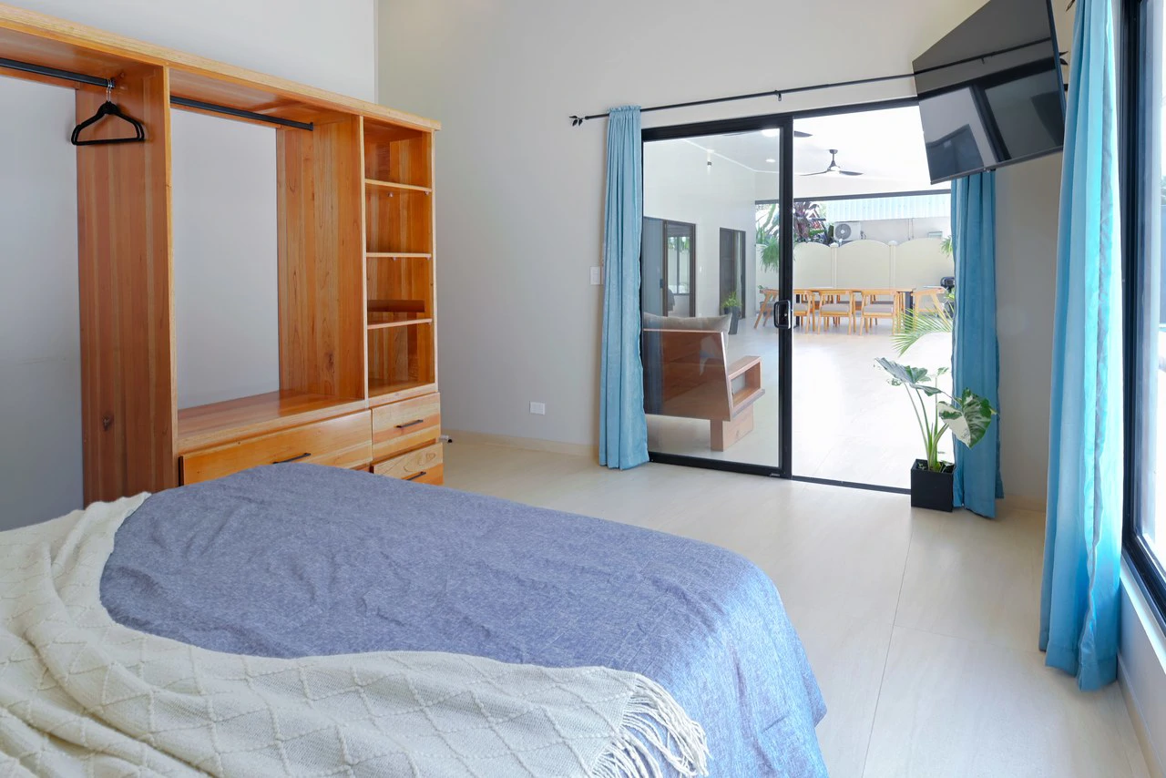 Modern Coastal Luxury: New 3-Bedroom Home Steps from South Pacific Beach: Near the Coast House For Sale in Uvita - Gallery image 27