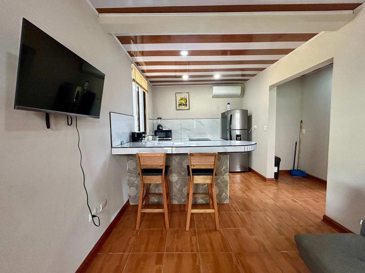 8-Unit Apartment in Bahía, Walking distance to the Beach - Gallery image 13