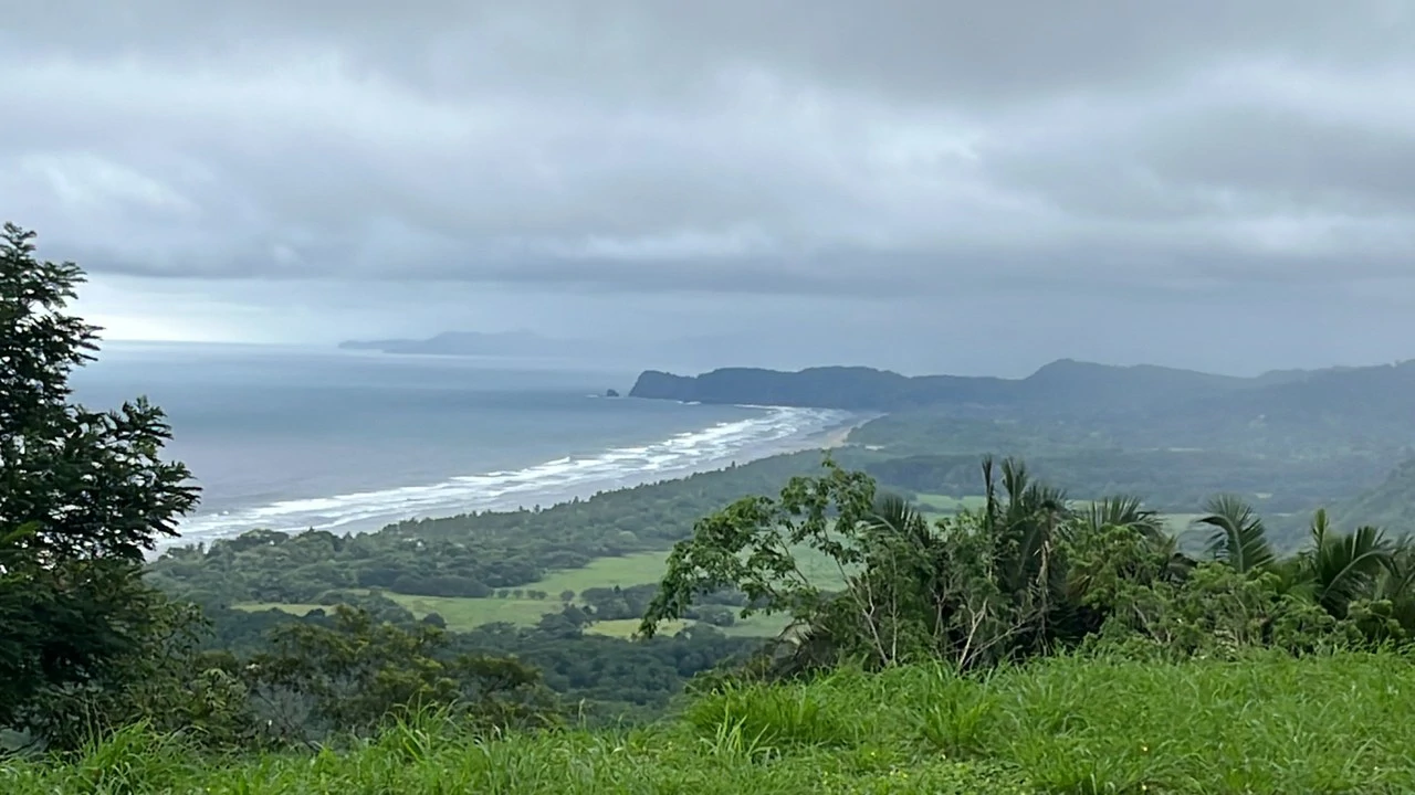 Prime Ocean View Land for Development - Gallery image 2