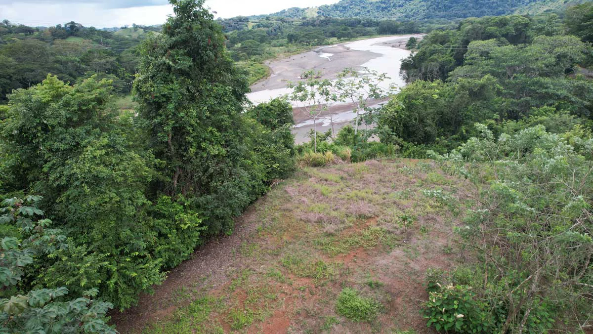 Tulin River View, Turrubares | Nature's Splendor Riverside Property - Gallery image 10