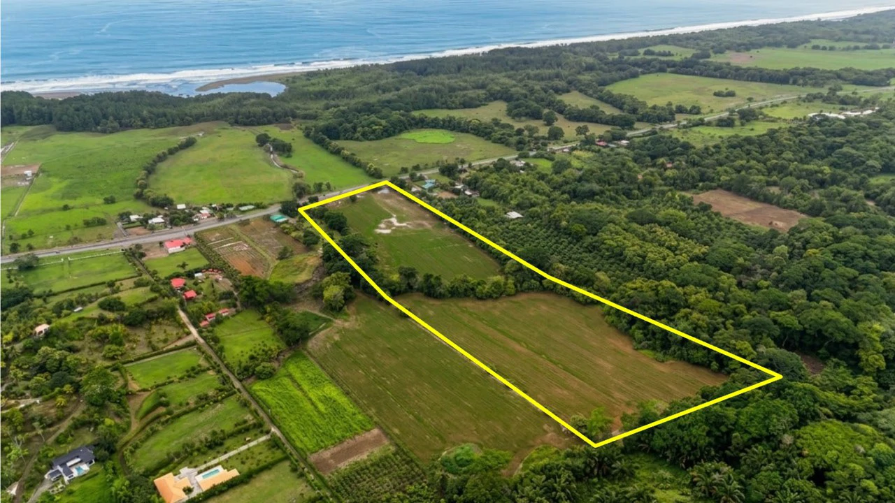Near the Coast Agricultural Land For Sale in Matapalo