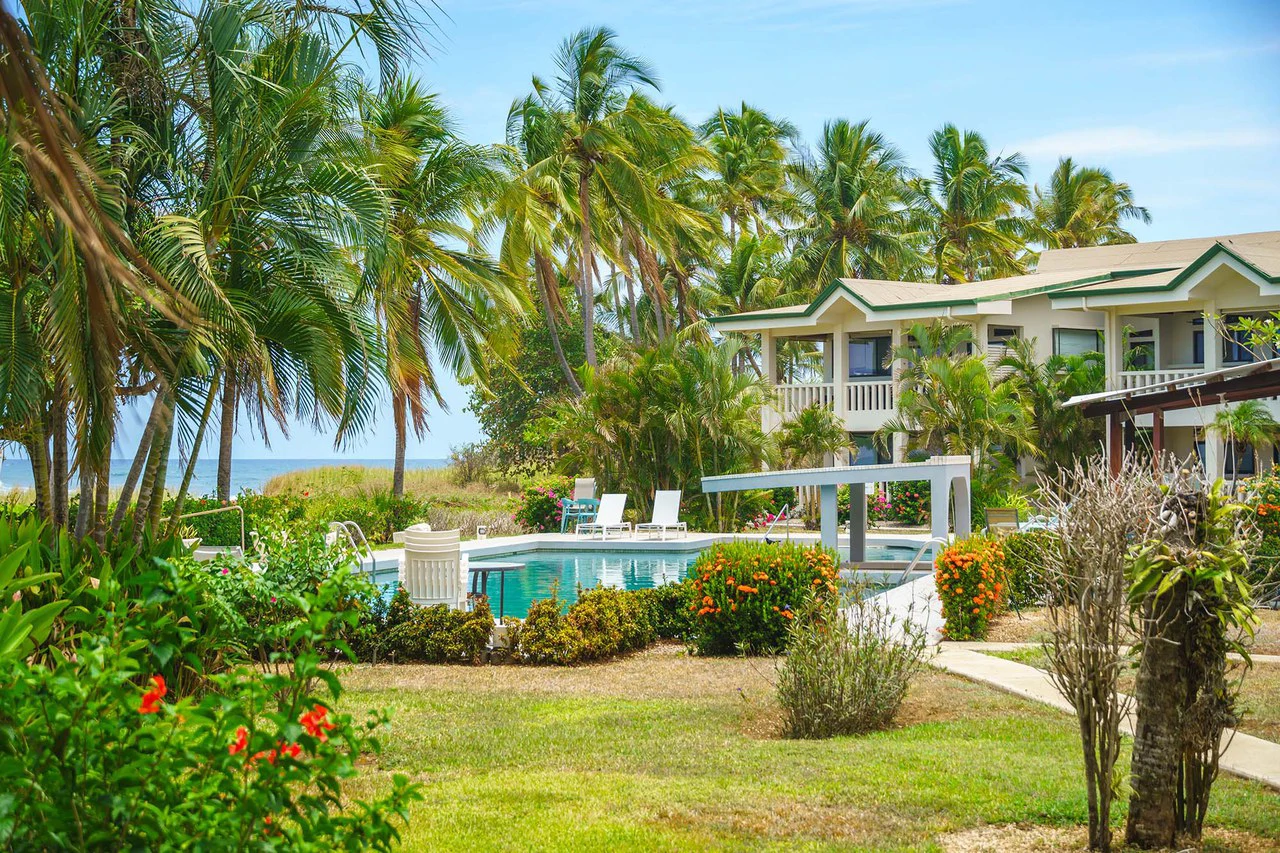 Las Brisas #15: Beachfront Condo With Luxury Upgrades & Unparalleled View - Gallery image 6