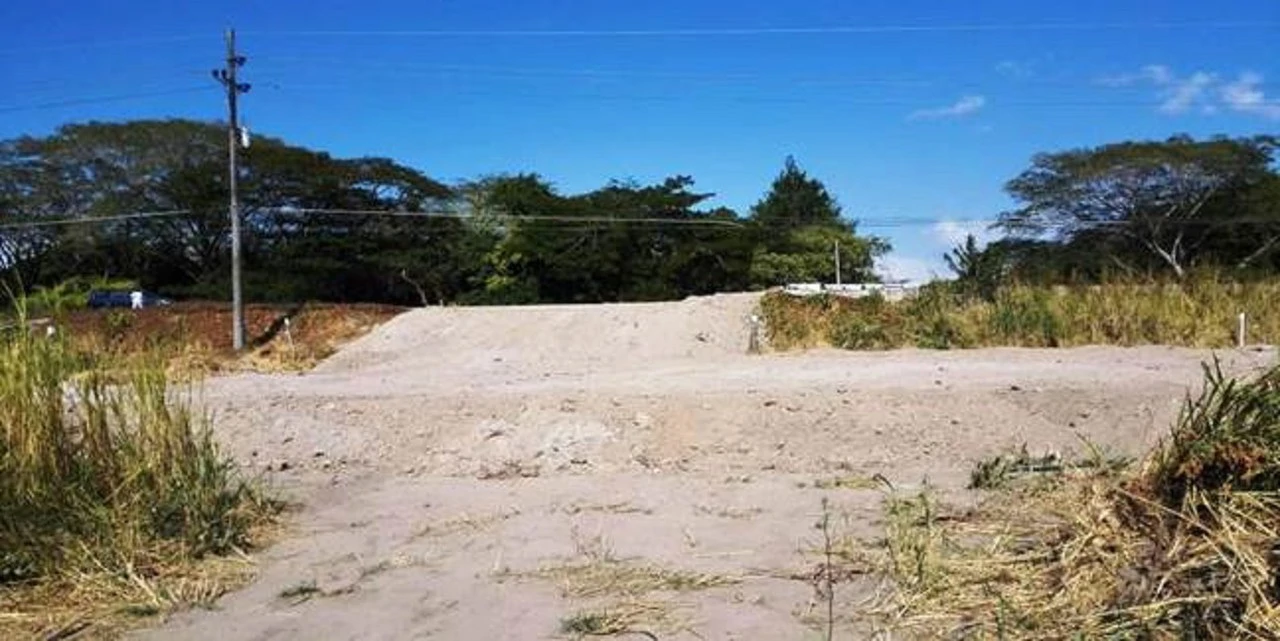 PROPERTY IN CENTER OF LIBERIA: Property in front of the Inter-American highway in Liberia Centro - Gallery image 2