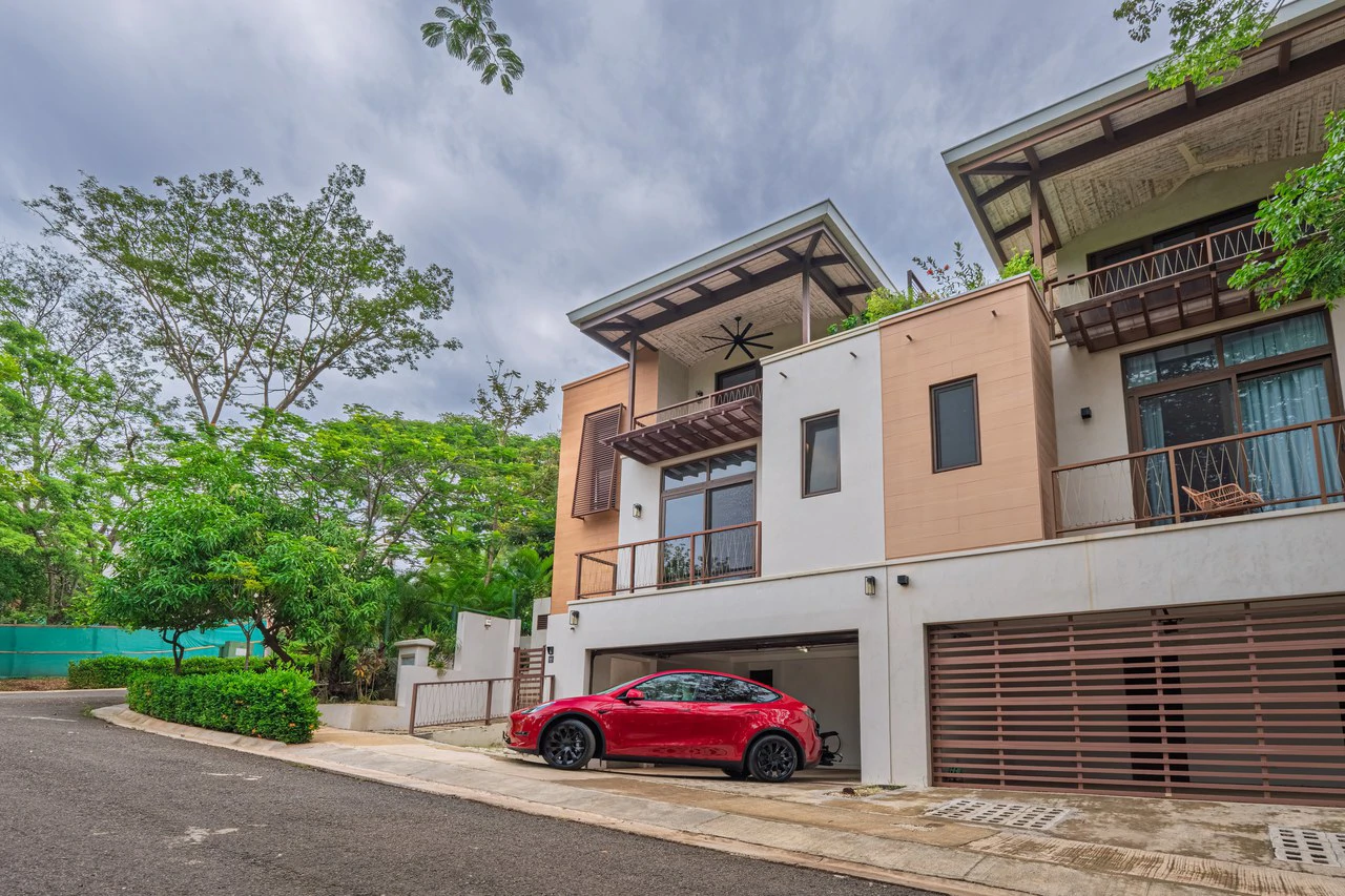 Casa Arcana: Luxury 3BR Condo with Private Pool in Tamarindo Parks | Walk to Beach - Gallery image 38
