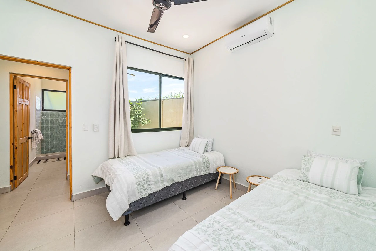 Casa Nantiri: Turnkey 3BR Beach House Steps to Playa Blanca & Top Snorkeling - Gallery image 13